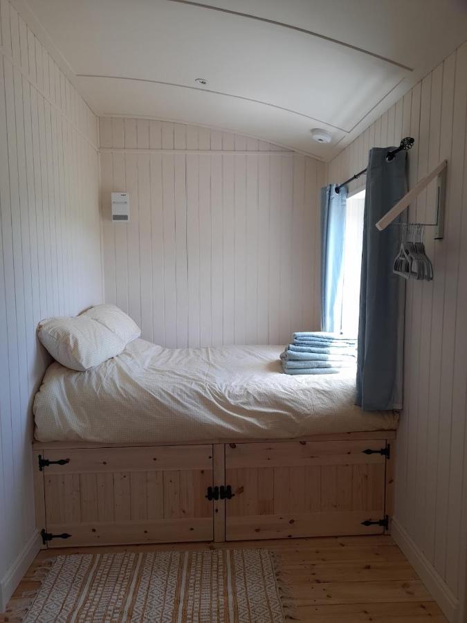 Ferienwohnung Dinky'S Den Coverack Exterior foto