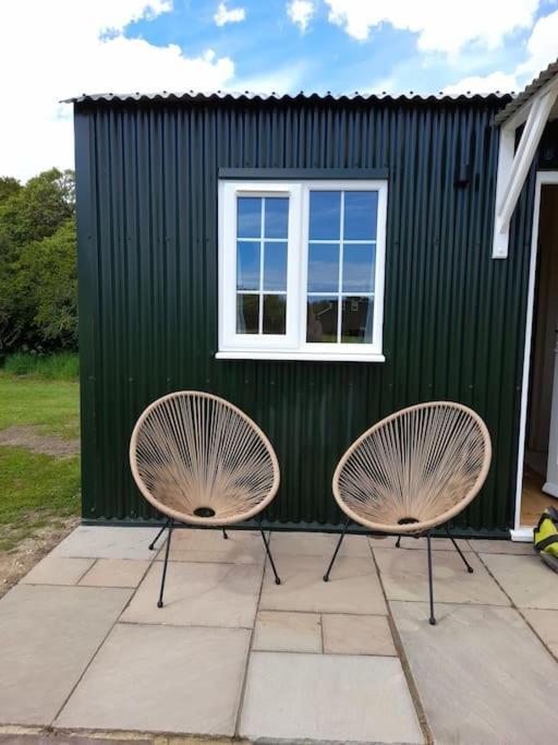 Ferienwohnung Dinky'S Den Coverack Exterior foto